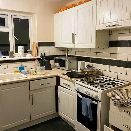 Comfortable double bedroom in London Hornchurch Esterno foto
